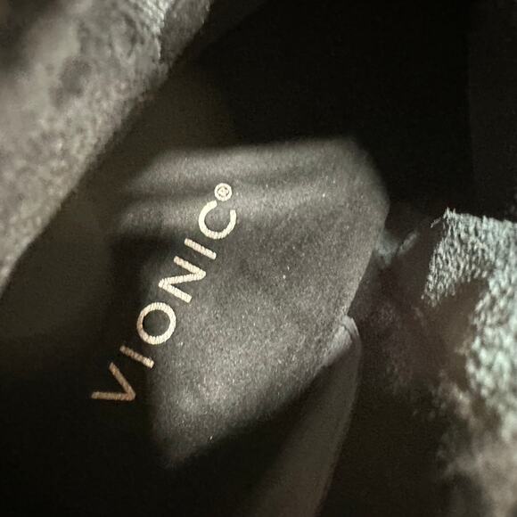 Vionic Lyssa Leather Women's Heeled Ankle Boots Black Size 10 New Without Box - Picture 6 of 8